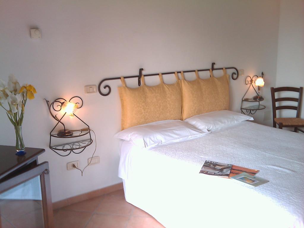 Agriturismo Il Poggiolo Montemerano Buitenkant foto